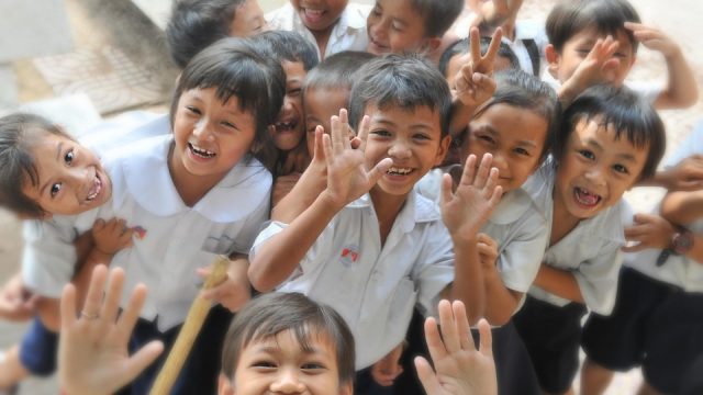 Mengatasi kesenjangan pendidikan