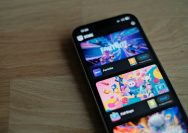 A close up of a cell phone on a table