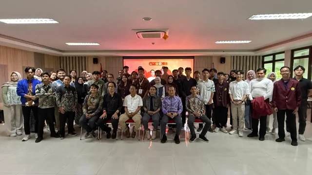 WhatsApp Image 2025-11-14 at 19.40.18