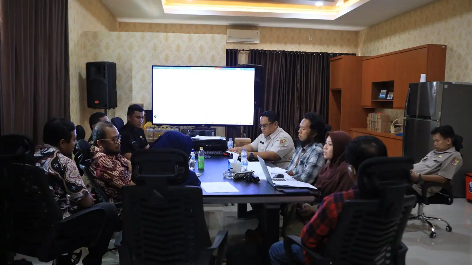 WhatsApp Image 2025-11-29 at 22.23.01 (2)