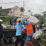 WhatsApp Image 2025-11-29 at 22.23.48