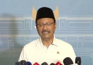 Menteri-Sosial-Saifullah-Yusuf-memberikan-keterangan-terkait-Bansos-2846199363