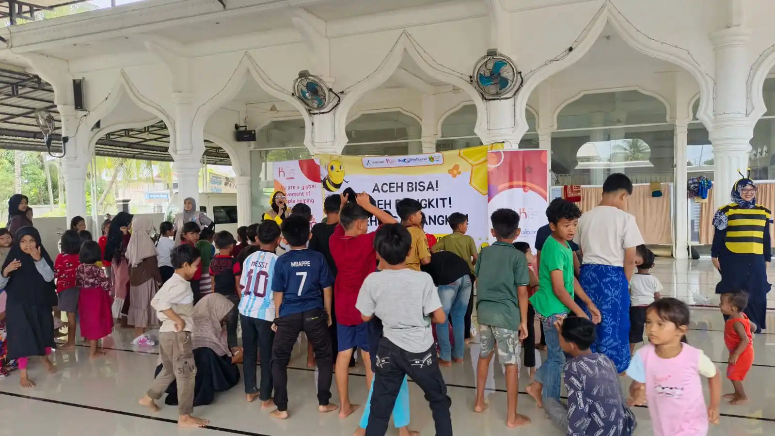 Aceh Bisa Bangkit! Mini Board Gameland Jadi Pelipur Lara Anak dan Ibu Penyintas Banjir Pidie Jaya