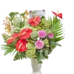 carmen-bunga-meja-dari-athaya-dengan-tema-berwarna-hijau-dan-merah-yang-siap-memberikan-nuansa-fresh-dan-anggun-di-ruangan-anda-268x300